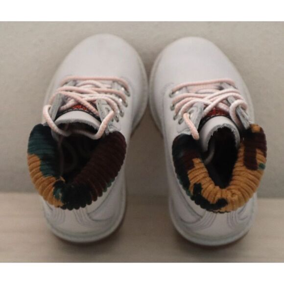 Timberland Kids Sz 5.5M Light Gray Nubuck w/Camo Premium 6" Waterproof Boots - Picture 2 of 12